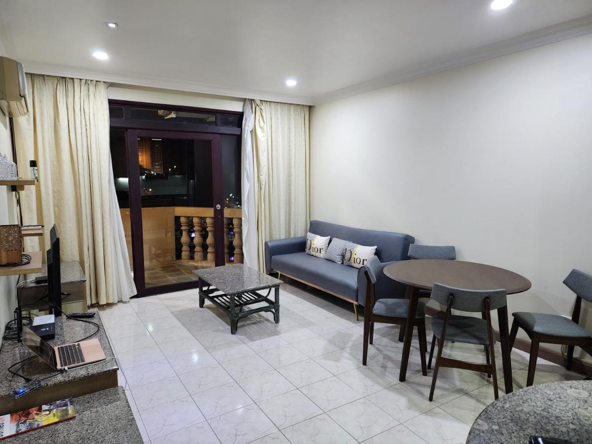 Riverbank Suites Kuching Waterfront Экстерьер фото