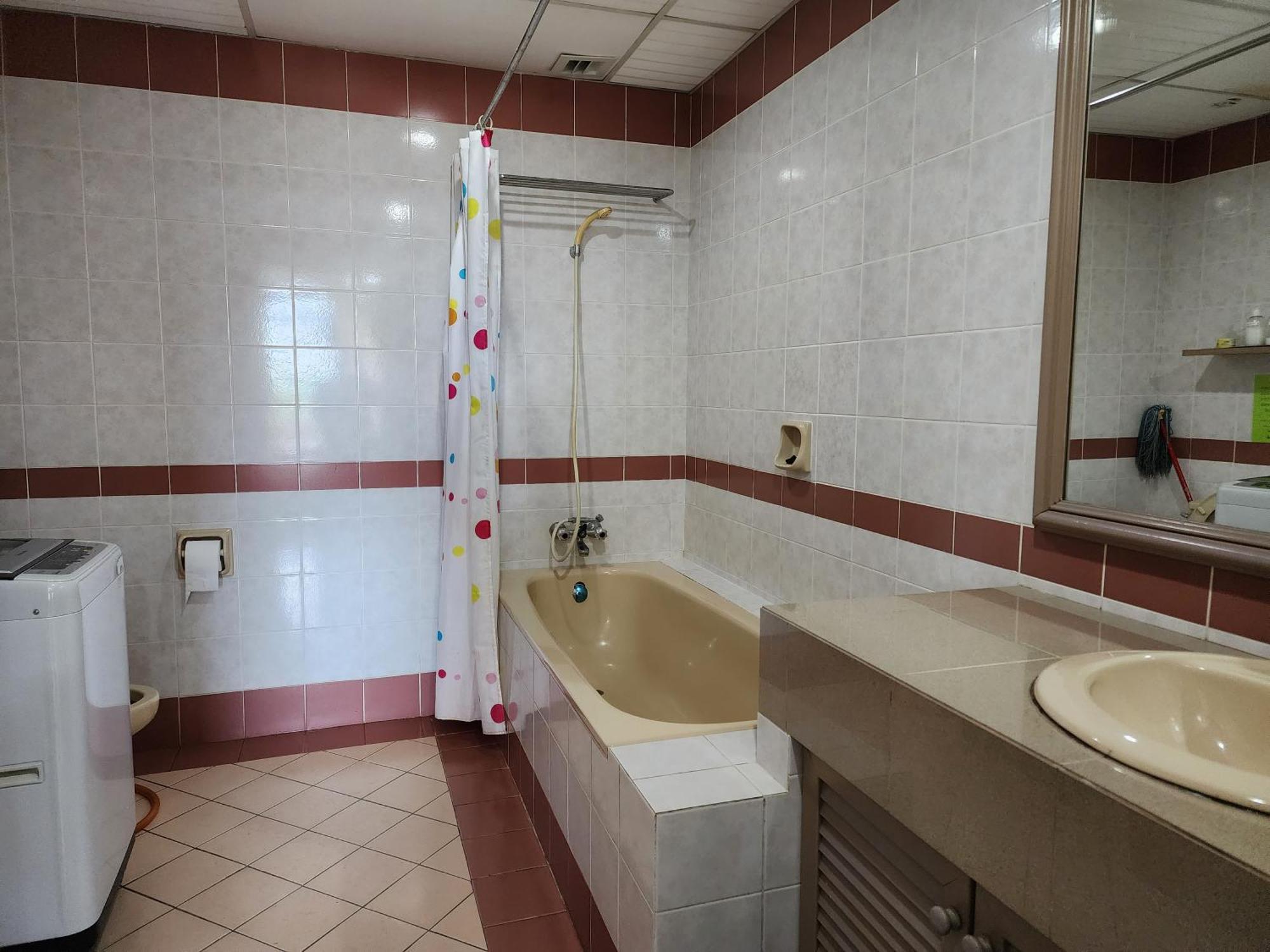 Riverbank Suites Kuching Waterfront Экстерьер фото